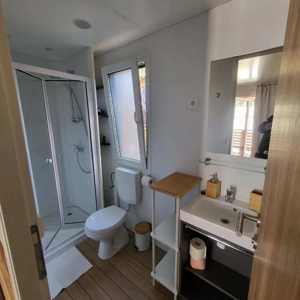 度假居 Mobile Home Naj 比奥格勒·纳·莫鲁 克罗地亚